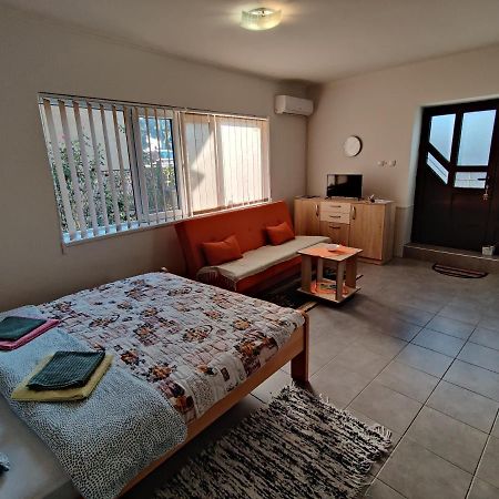 Apartman Ankica Golubăţ Exterior foto