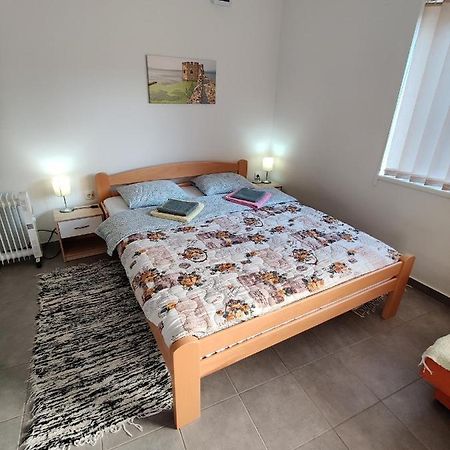 Apartman Ankica Golubăţ Exterior foto
