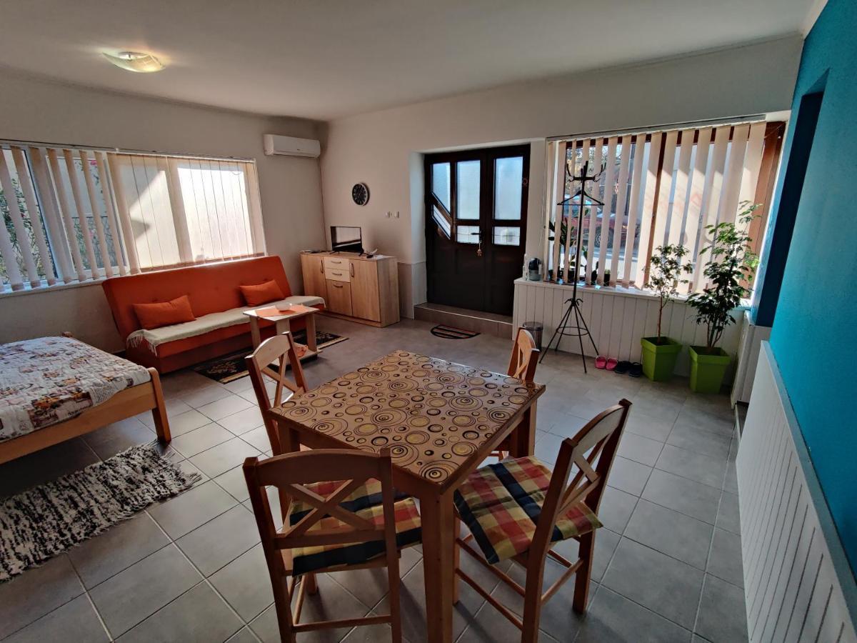 Apartman Ankica Golubăţ Exterior foto